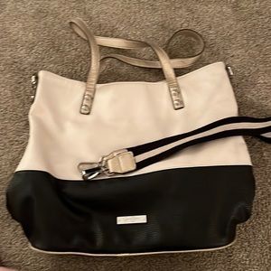 JESSICA SIMPSON CROSSBODY BAG